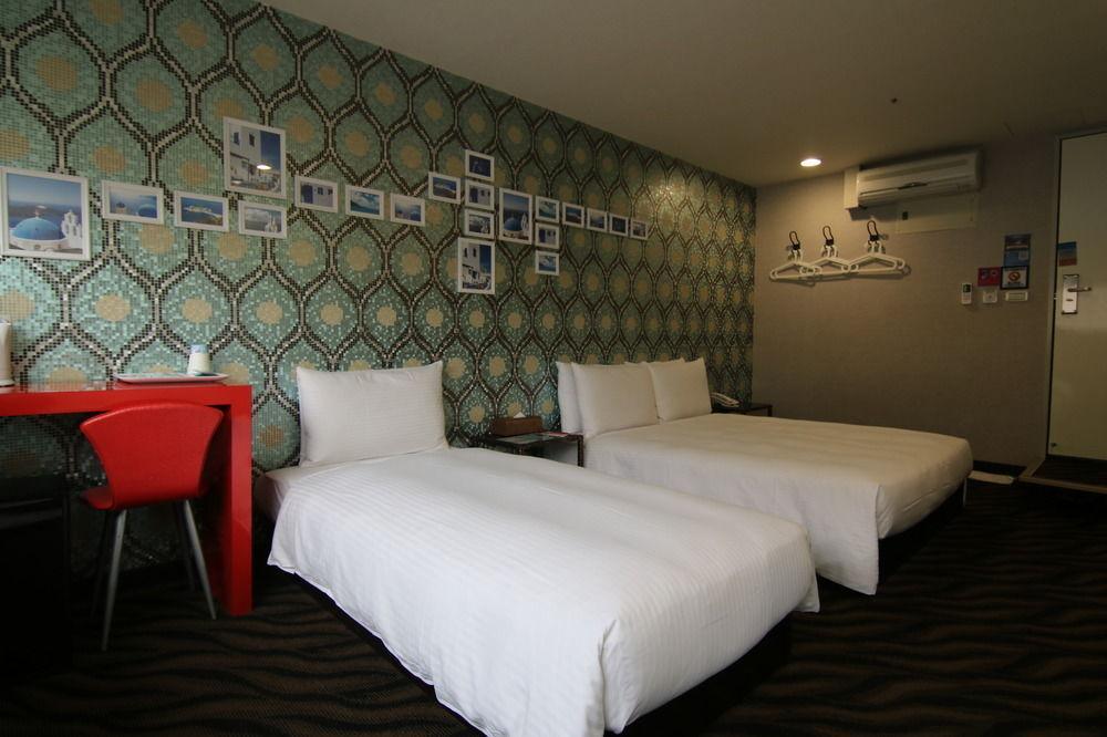 Hotel 6 - Wannien Taipei Eksteriør billede